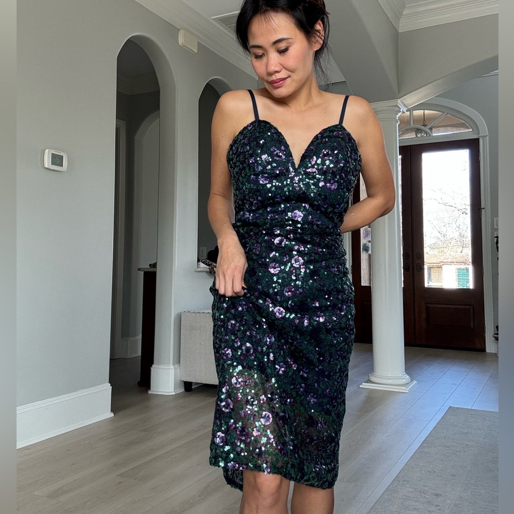✨NWT Dress The Population Lace Sequins Dress✨ - Picture 7 of 7
